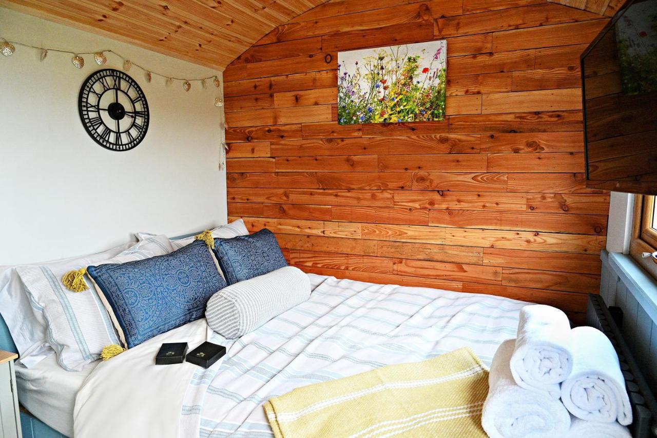 Luxury Shepherd Hut In The Peak District Bakewell Dış mekan fotoğraf