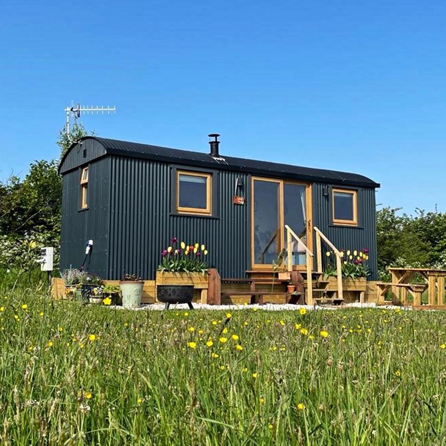 Luxury Shepherd Hut In The Peak District Bakewell Dış mekan fotoğraf