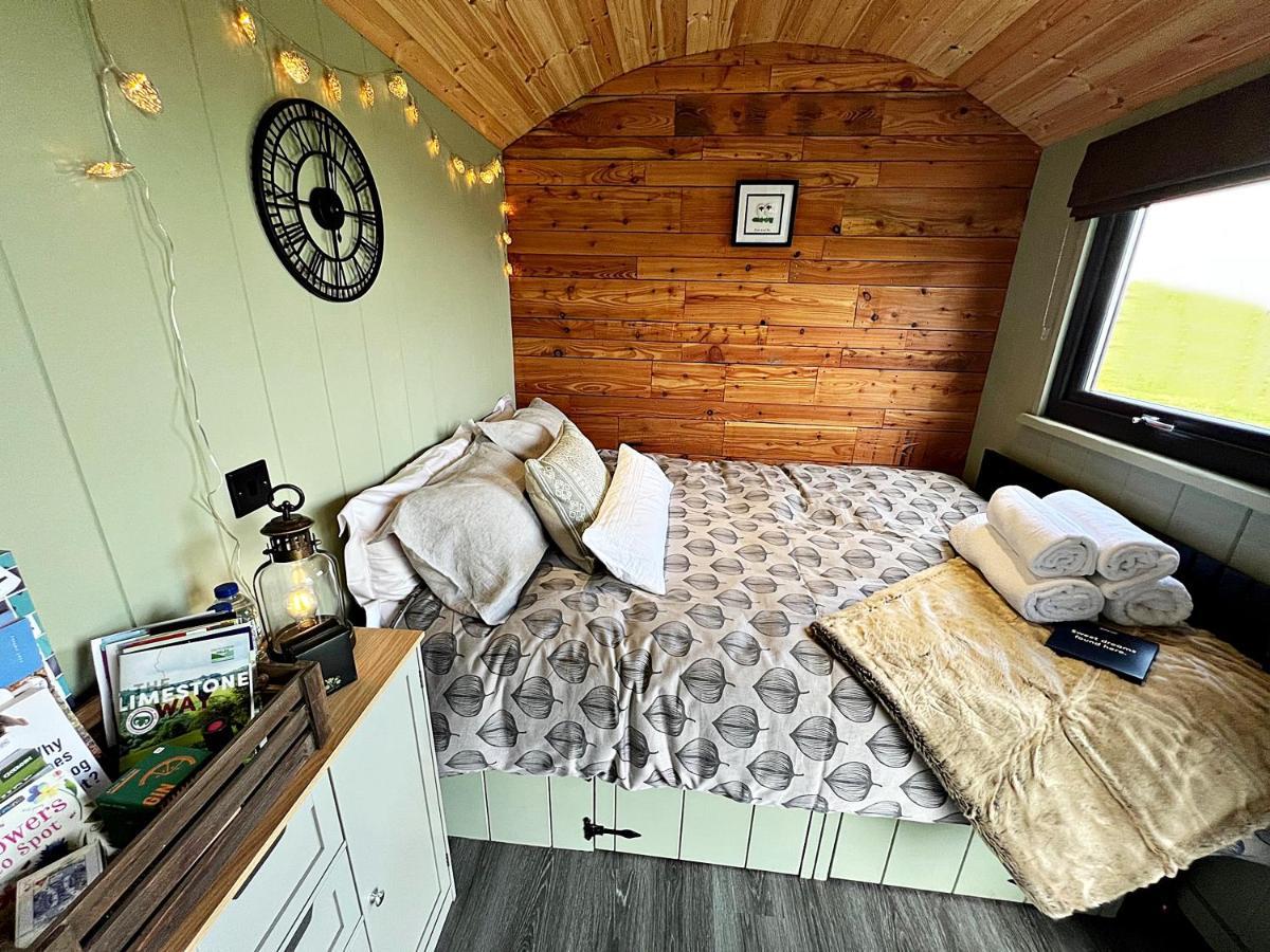 Luxury Shepherd Hut In The Peak District Bakewell Dış mekan fotoğraf