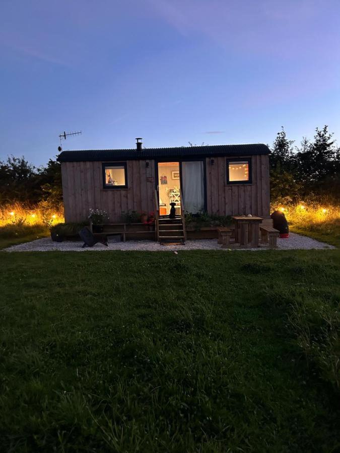Luxury Shepherd Hut In The Peak District Bakewell Dış mekan fotoğraf